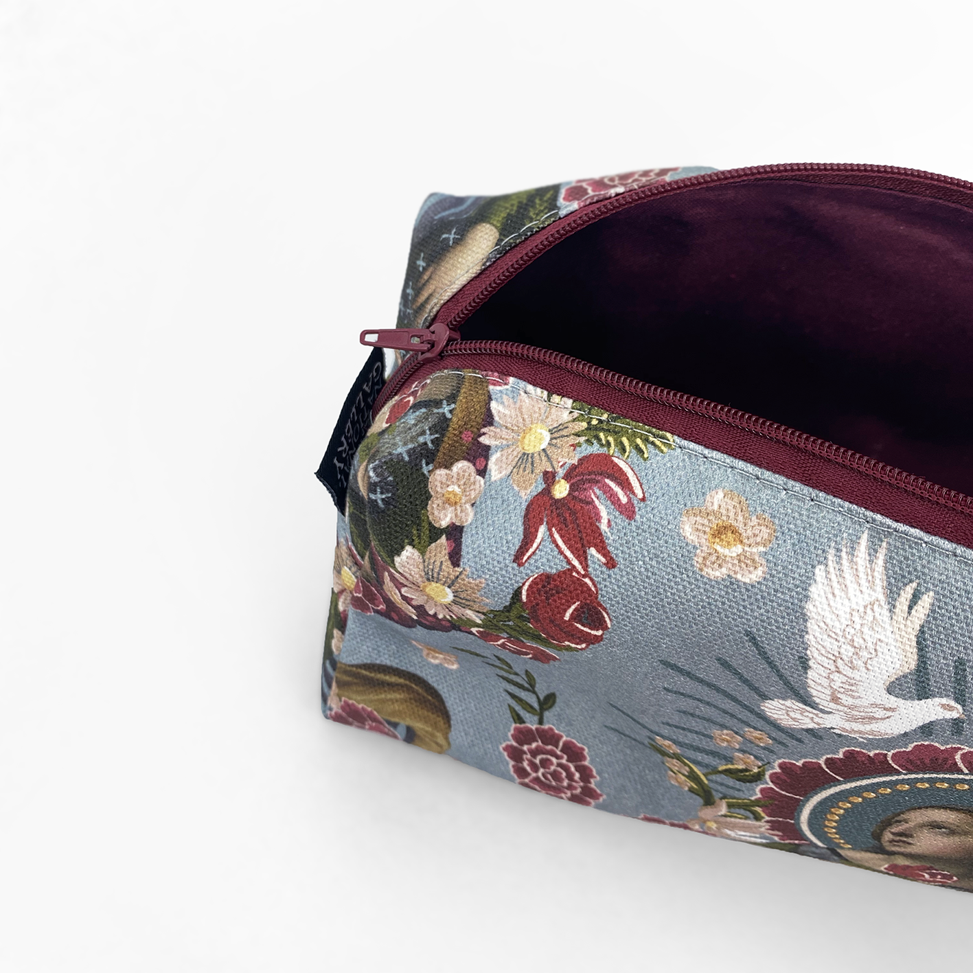 Sustainable box cosmetic bag with fabric lining by Paul Bristow Associates and made in the UK for The National Gallery in London